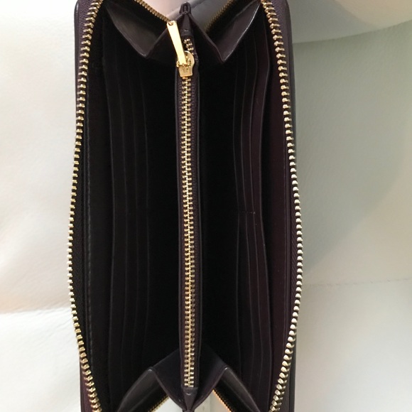 COACH WALLET DESTROYED BY @abarre08 - Picture 7 of 7